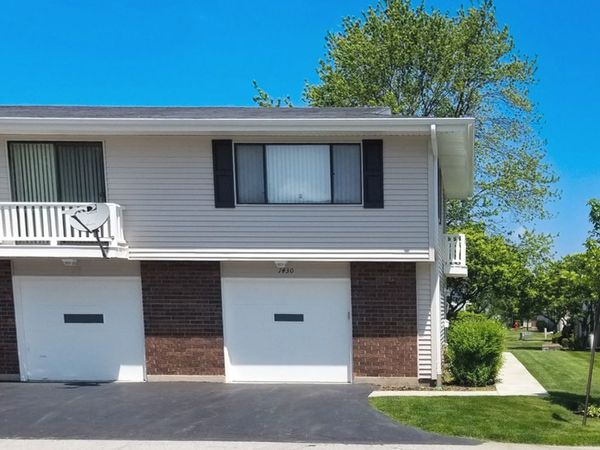 1430 Millbrook Court , Unit 1430, Schaumburg, IL 60193