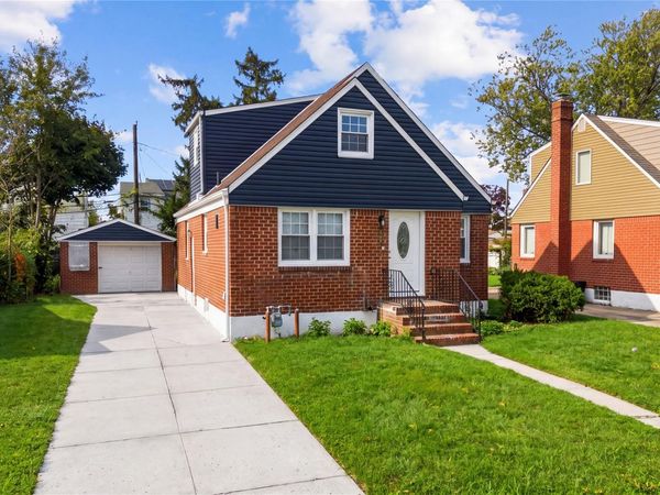 1977 Jackson Avenue , Elmont, NY 11003