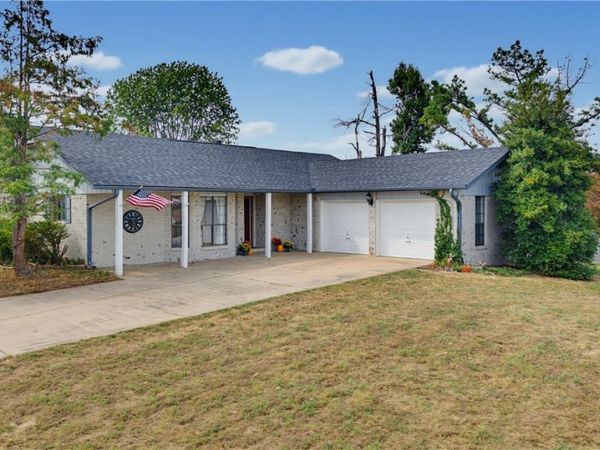 712 S Riviera Drive , Rogers, AR 72758