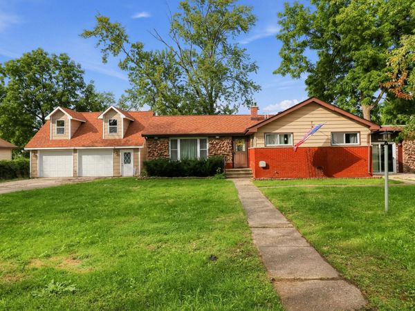 24908 69th St, Paddock Lake, WI 53168