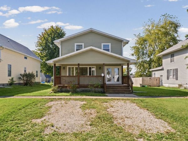 218 E Orleans Street, Paxton, IL 60957