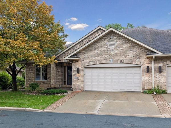 13028 Garvin Brook Lane, Apple Valley, MN 55124