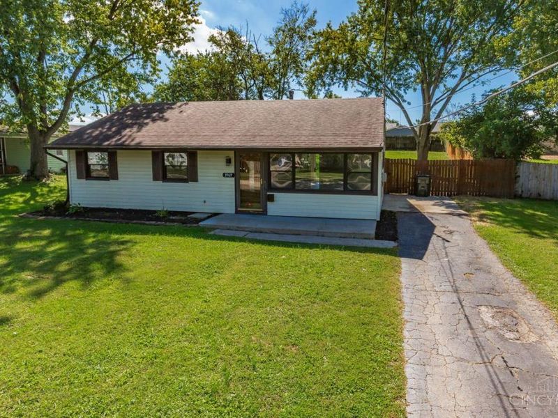 3969 Larchview Drive, Sycamore Township, OH 45236 Photo 1