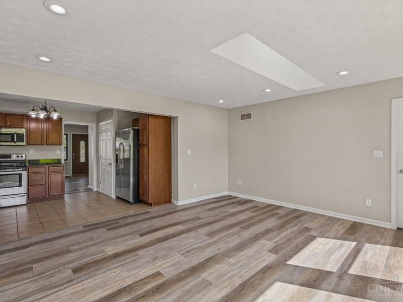 3969 Larchview Drive, Sycamore Township, OH 45236 Photo 7