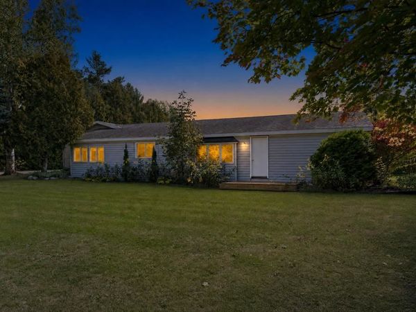 3640 Pickerel Lake Road, Petoskey, MI 49770