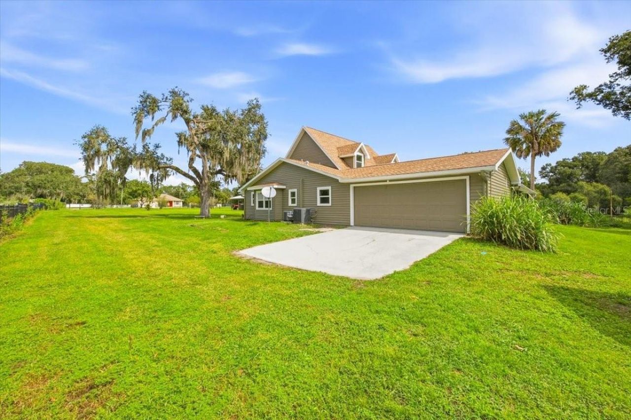3717 Futch Loop, Plant City, FL 33566 Photo