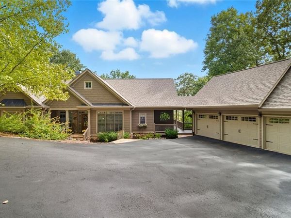 121 Hyacinth Hill Drive , Big Canoe, GA 30143