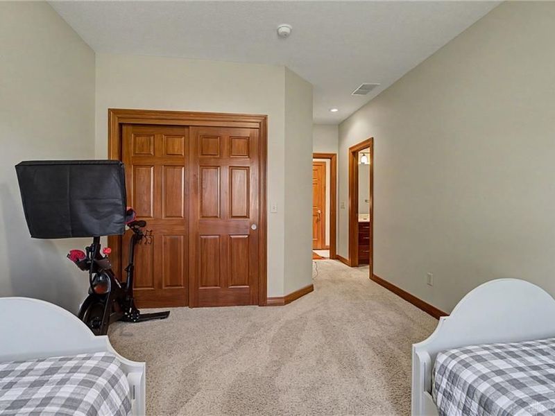 1025 Rosewood Creek Drive, Troy, OH 45373 Photo 42
