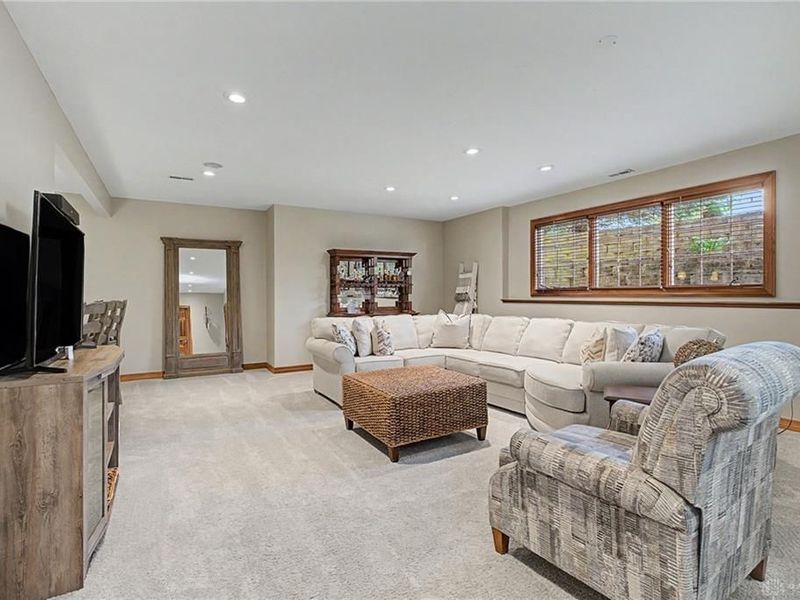1025 Rosewood Creek Drive, Troy, OH 45373 Photo 45