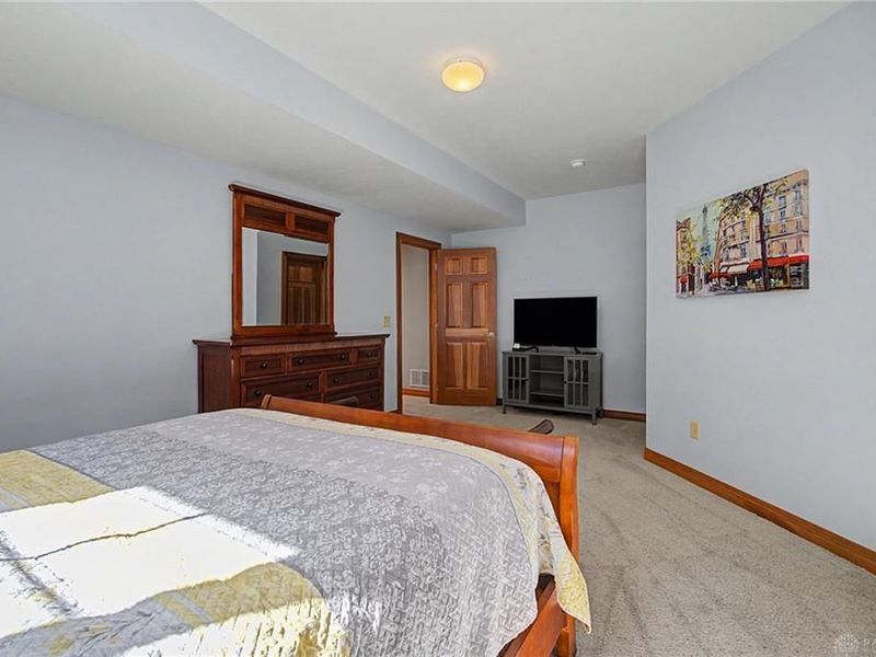 1025 Rosewood Creek Drive, Troy, OH 45373 Photo 57