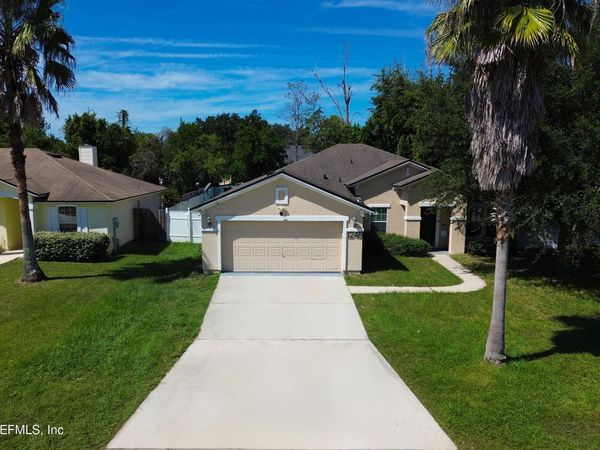 1246 SUMMIT OAKS Drive W, Jacksonville, FL 32221