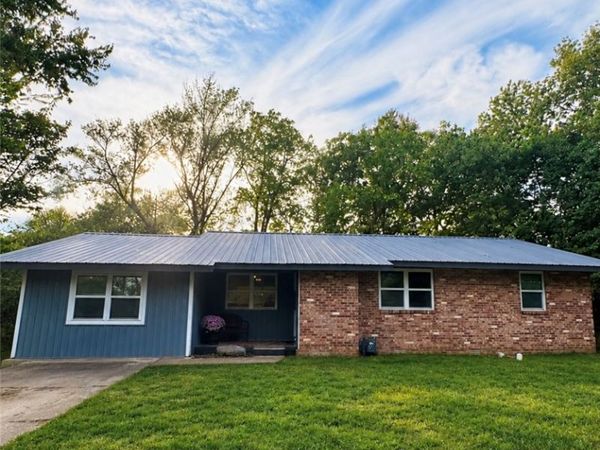 204 Kennan Street , Prairie Grove, AR 72753