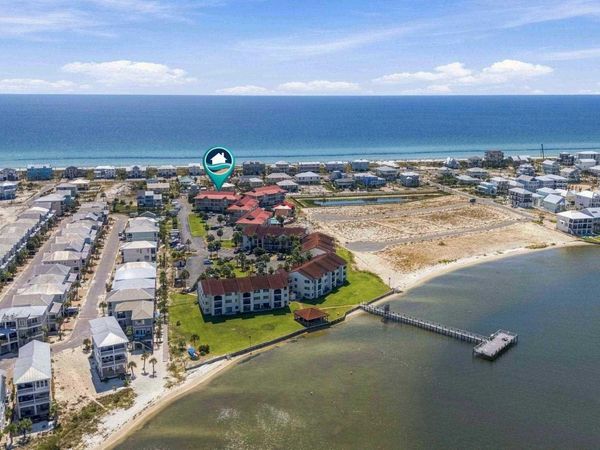 7472 Sunset Harbor Dr, Unit 311, Navarre Beach, FL 32566