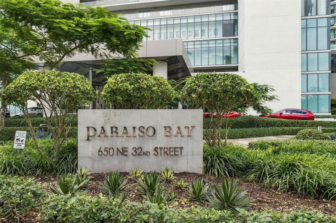 650 NE 32nd St, Unit 2406, Miami, FL 33137 Photo