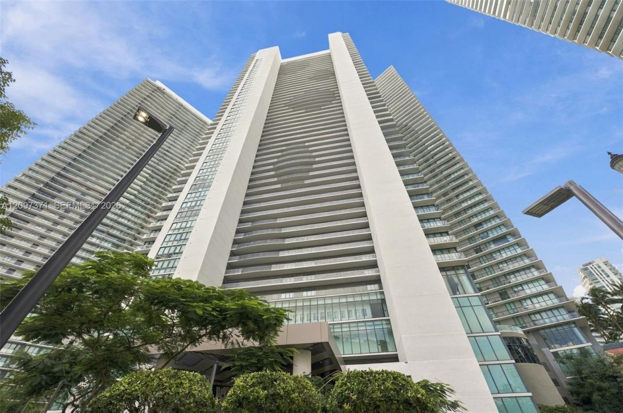 650 NE 32nd St, Unit 2406, Miami, FL 33137 Photo