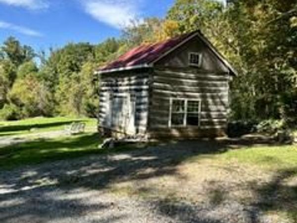 23956 WARNER HOLLOW ROAD, SMITHSBURG, MD 21783