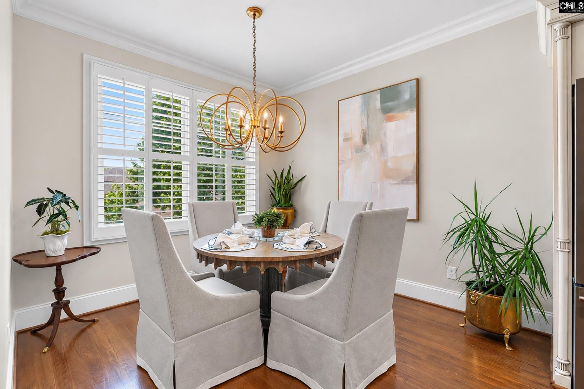 136 Majestic Court  Photo 15