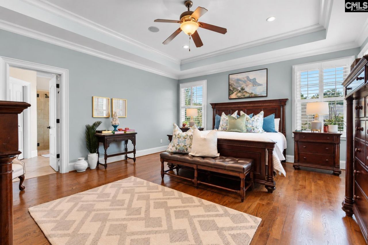 136 Majestic Court  Photo 16