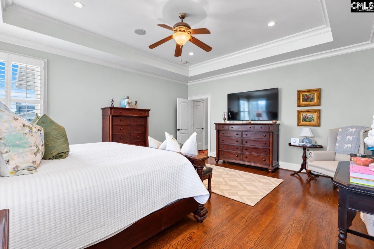 136 Majestic Court  Photo 17