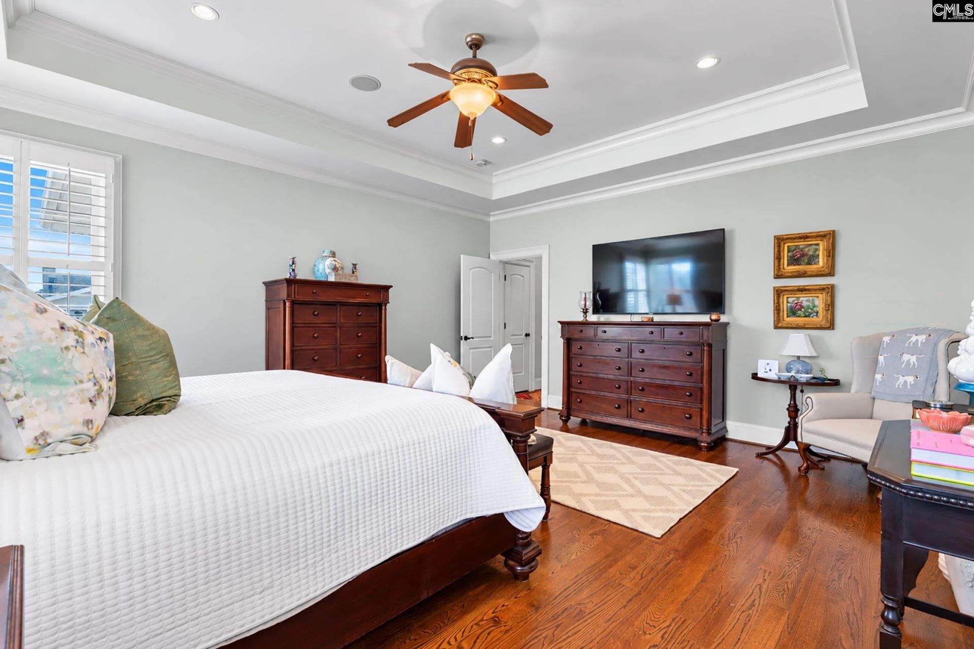 136 Majestic Court  Photo 18