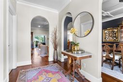 136 Majestic Court  photo 4