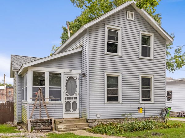 113 Julian Street, Brooklyn, MI 49230