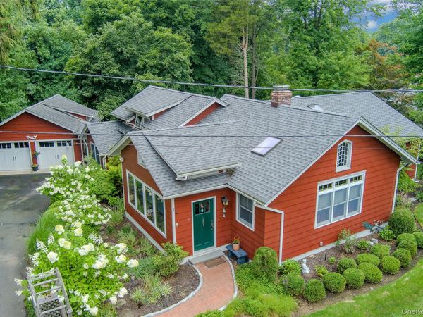 4 Carlann Lane , Valley Cottage, NY 10989