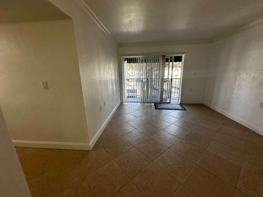 1201 Lake Victoria Drive, Unit P, West Palm Beach, FL 33411 Photo