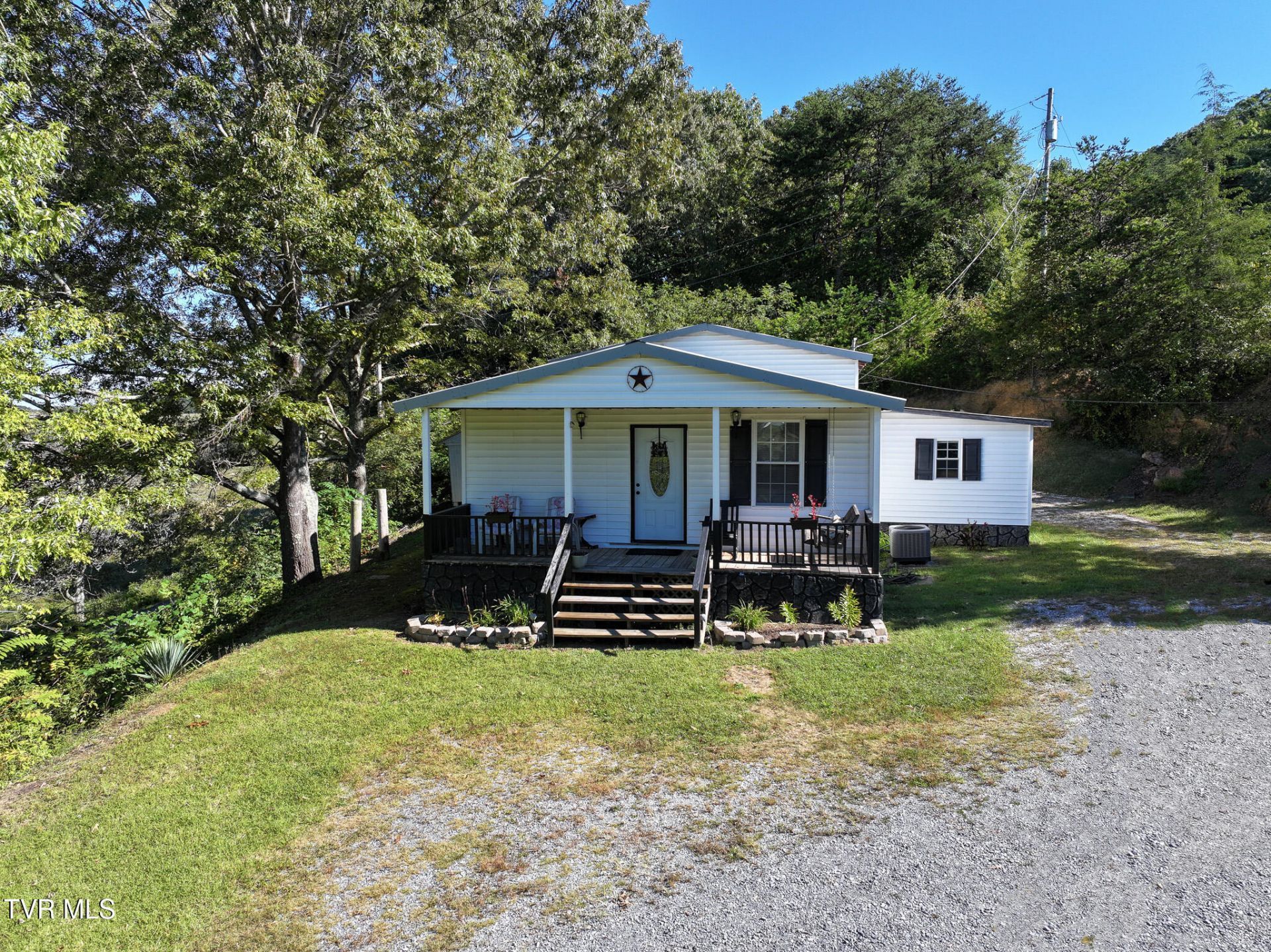 596 Duncan Lane, Chuckey, TN 37641 Main Photo