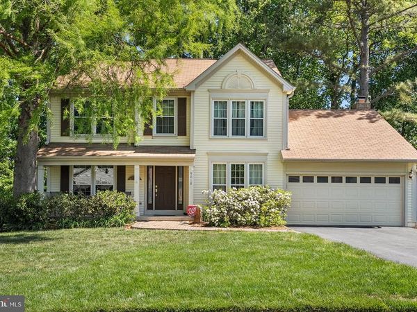 9018 TRIPLE RIDGE ROAD, FAIRFAX STATION, VA 22039