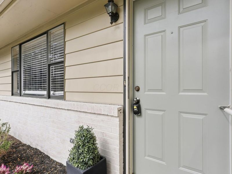 6747 Merwin Road E, Columbus, OH 43235 Photo 7