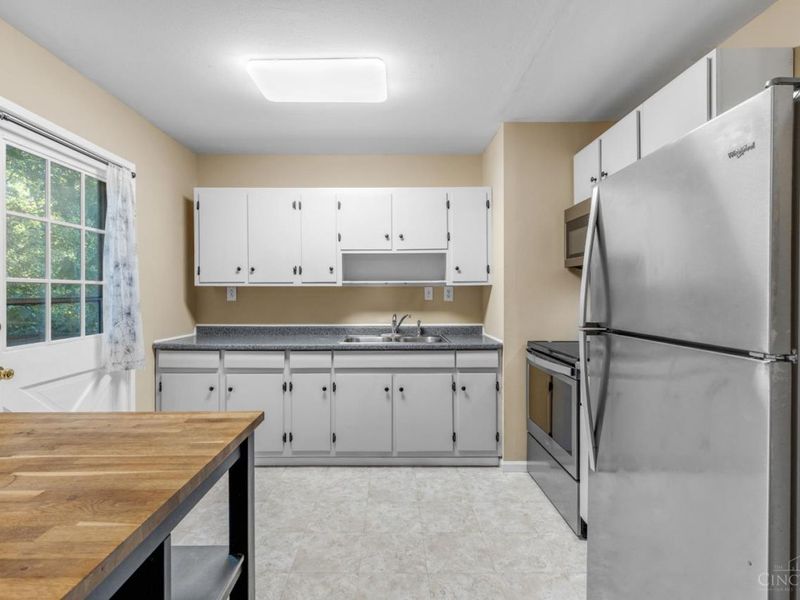 6696 Butler Warren Road, Mason, OH 45040 Photo 11