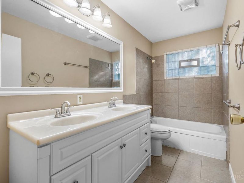 6696 Butler Warren Road, Mason, OH 45040 Photo 15