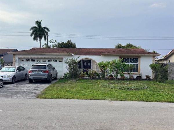 8517 Windsor , Miramar, FL 33025