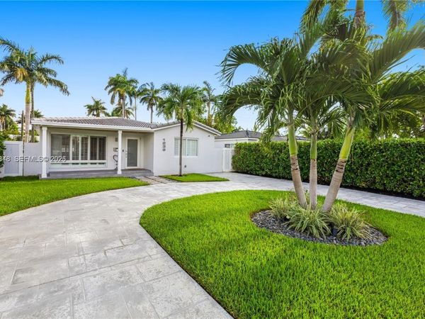 1239 Washington St, Hollywood, FL 33019