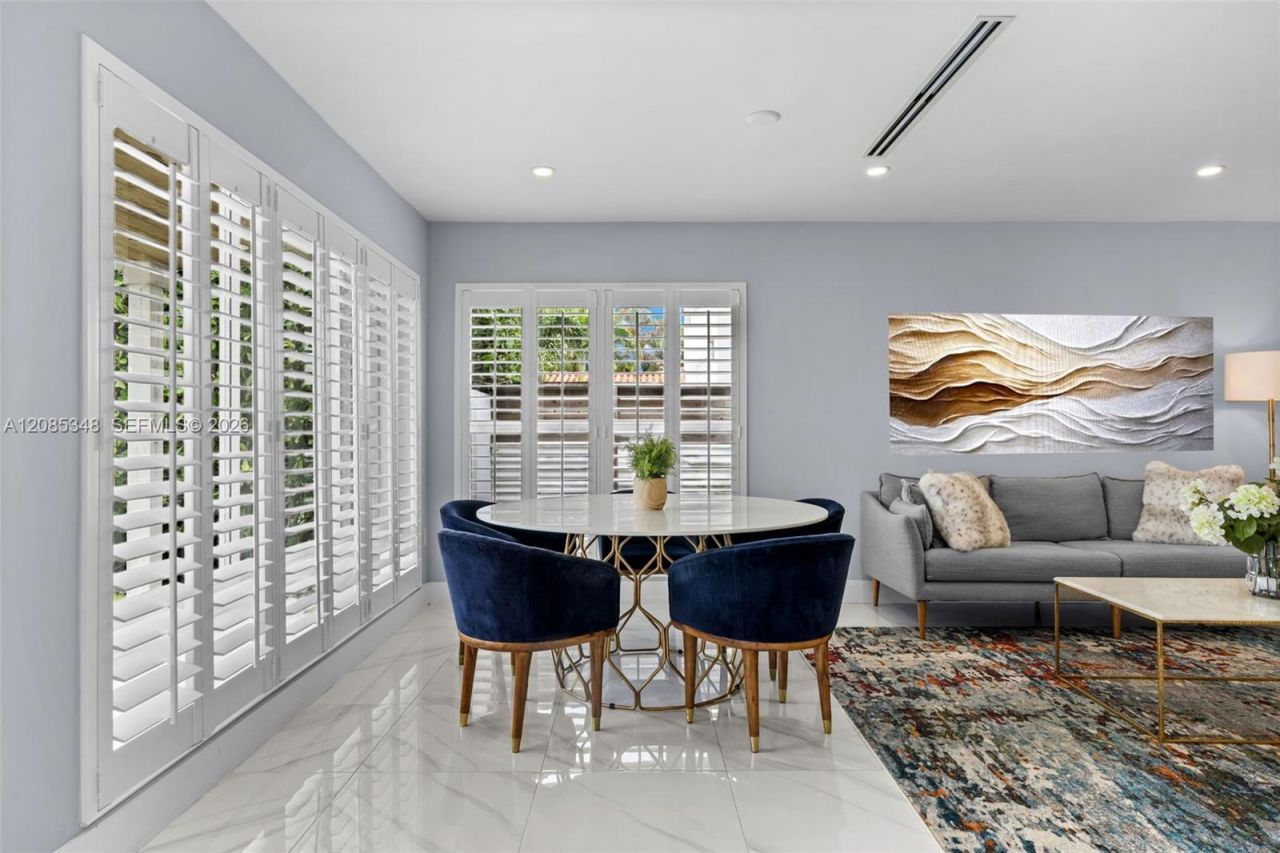 1239 Washington St, Hollywood, FL 33019 Photo