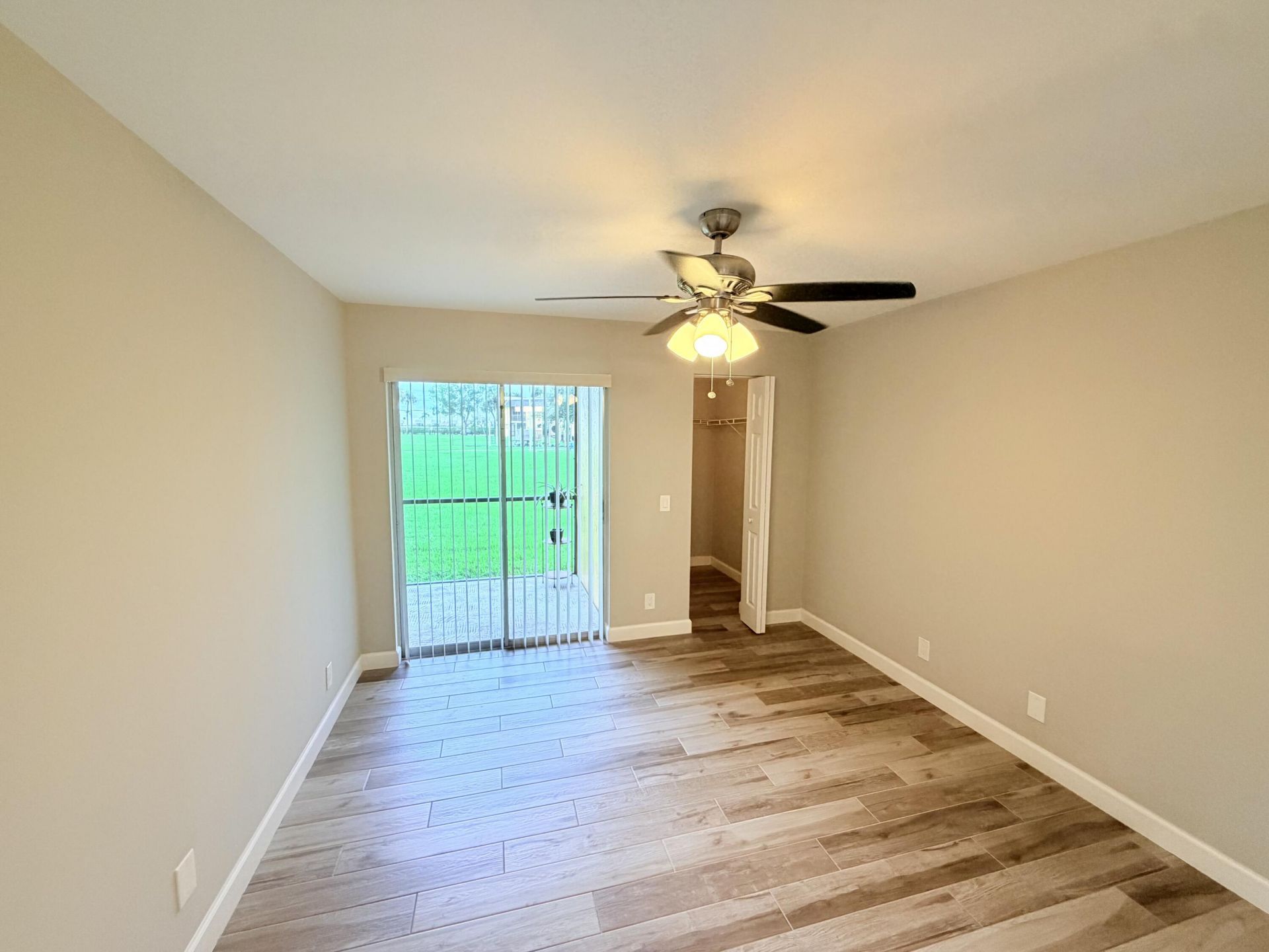 907 Meadows Circle, Boynton Beach, FL 33436 Photo