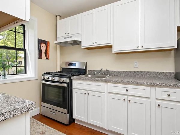 12 Field End Lane , Unit 2L, Eastchester, NY 10709