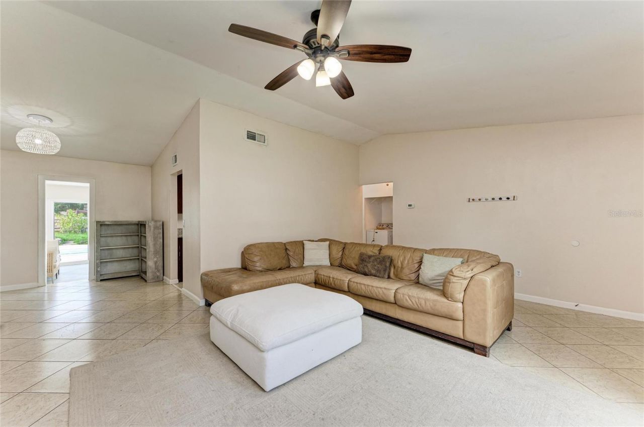 2219 Lockwood Meadows Circle, Sarasota, FL 34234 Photo