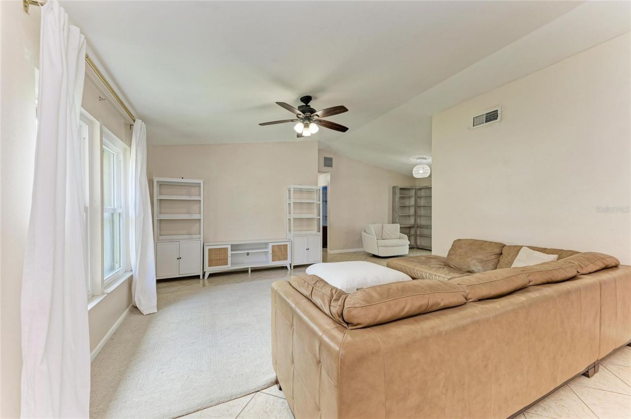 2219 Lockwood Meadows Circle, Sarasota, FL 34234 Photo