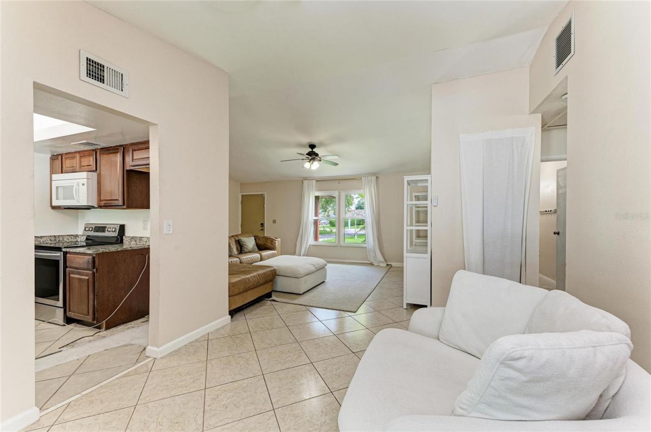 2219 Lockwood Meadows Circle, Sarasota, FL 34234 Photo