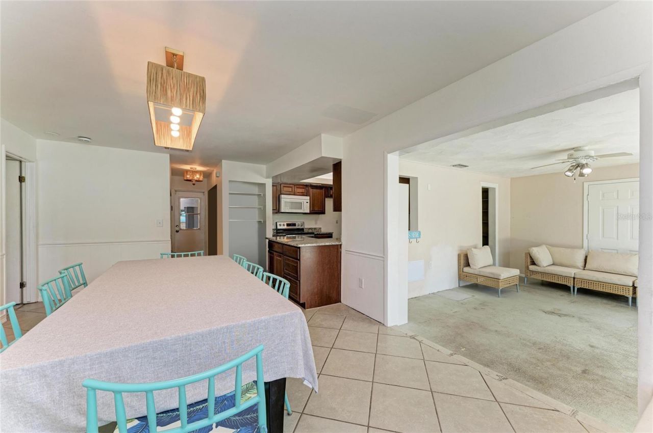 2219 Lockwood Meadows Circle, Sarasota, FL 34234 Photo