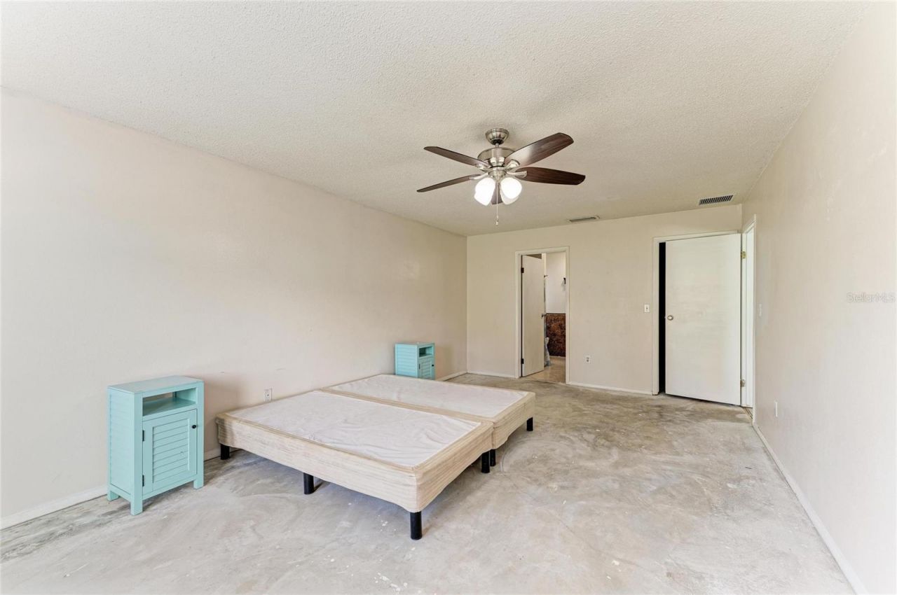 2219 Lockwood Meadows Circle, Sarasota, FL 34234 Photo