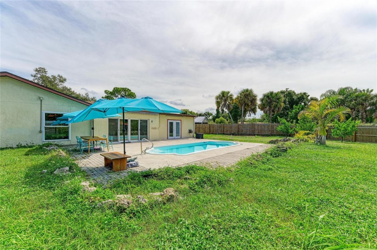 2219 Lockwood Meadows Circle, Sarasota, FL 34234 Photo