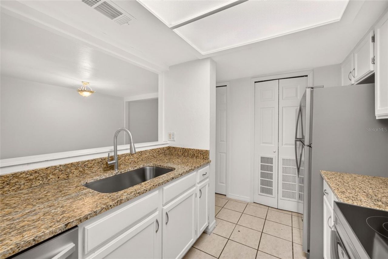 5606 SW 8th Place , Gainesville, FL 32607 Photo