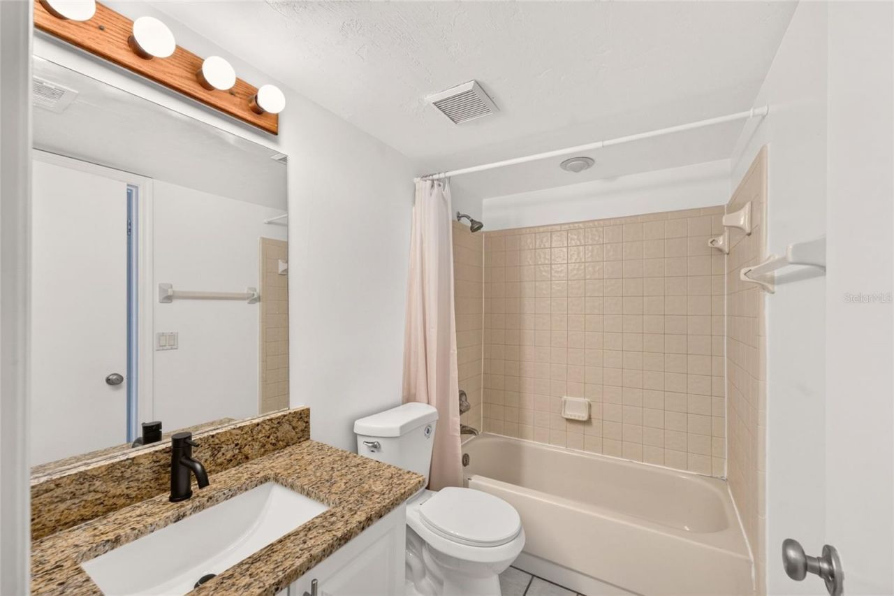 5606 SW 8th Place , Gainesville, FL 32607 Photo