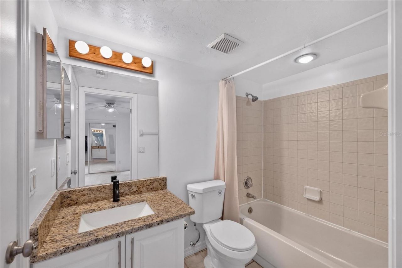 5606 SW 8th Place , Gainesville, FL 32607 Photo
