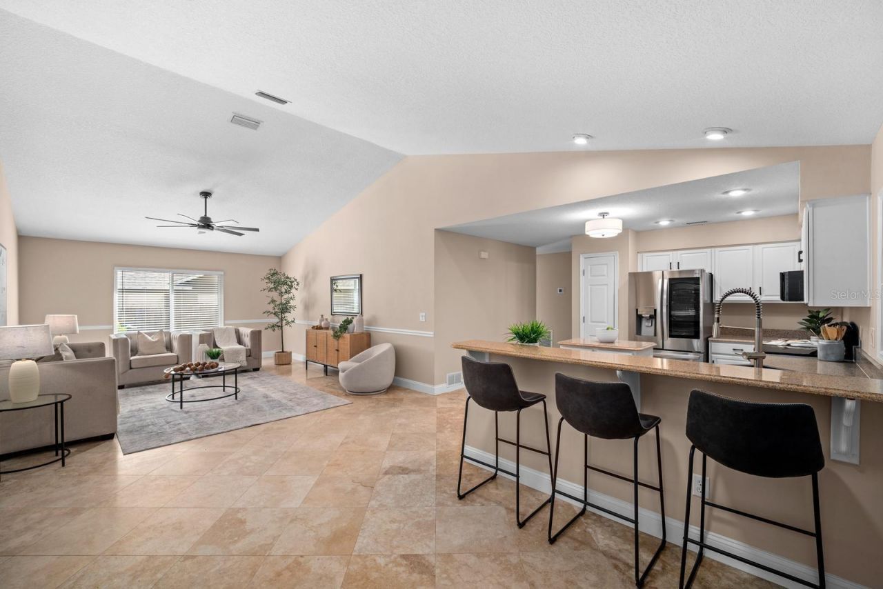 3912 Appletree Drive , Valrico, FL 33594 Photo