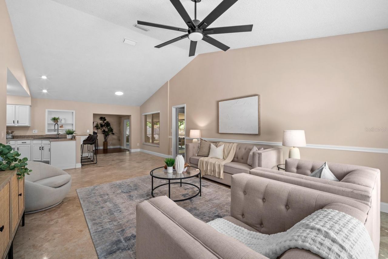 3912 Appletree Drive , Valrico, FL 33594 Photo