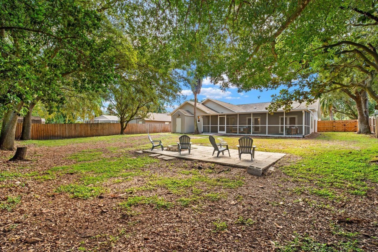 3912 Appletree Drive , Valrico, FL 33594 Photo